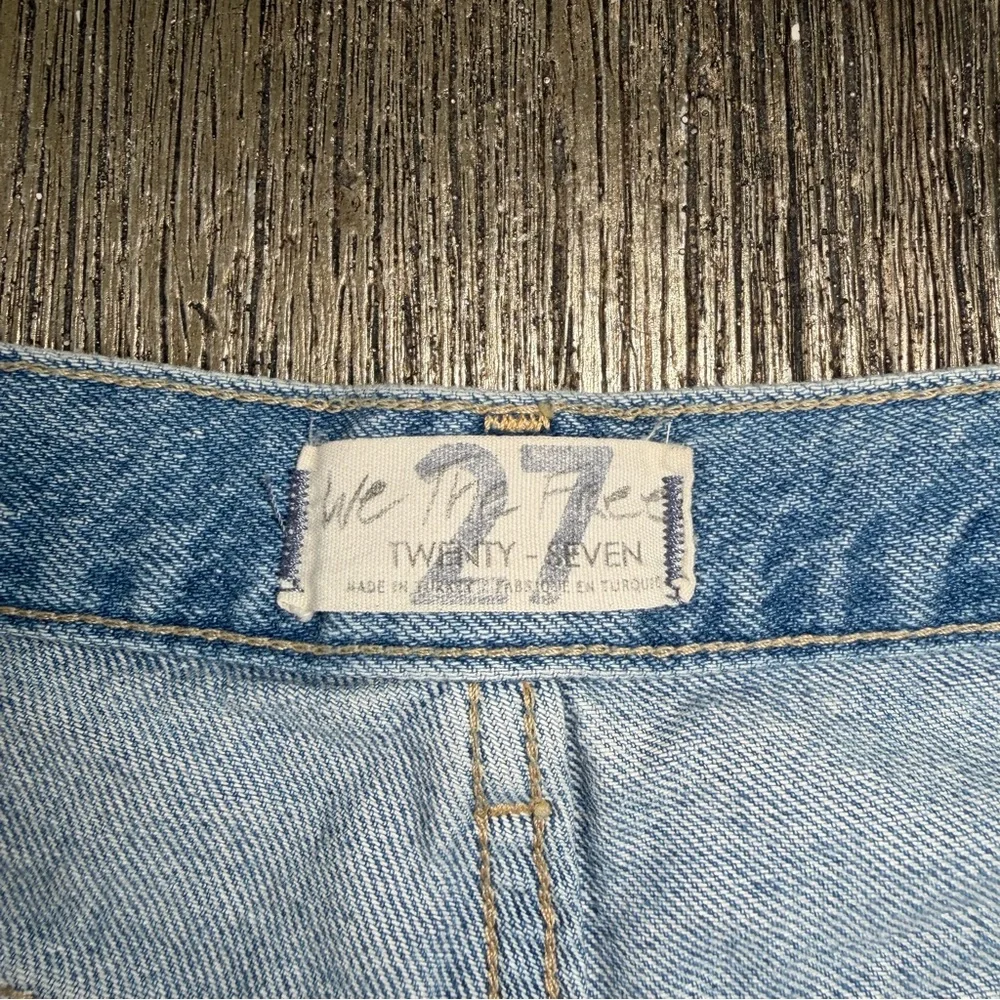 Free People We The Free Women's High Rise Cut Off Distressed Denim Shorts Sz 27